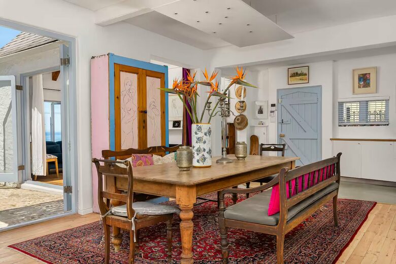 The Rafters: Timeless Charm by the Sea - Muizenberg, South Africa