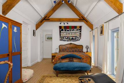 The Rafters: Timeless Charm by the Sea - Muizenberg, South Africa