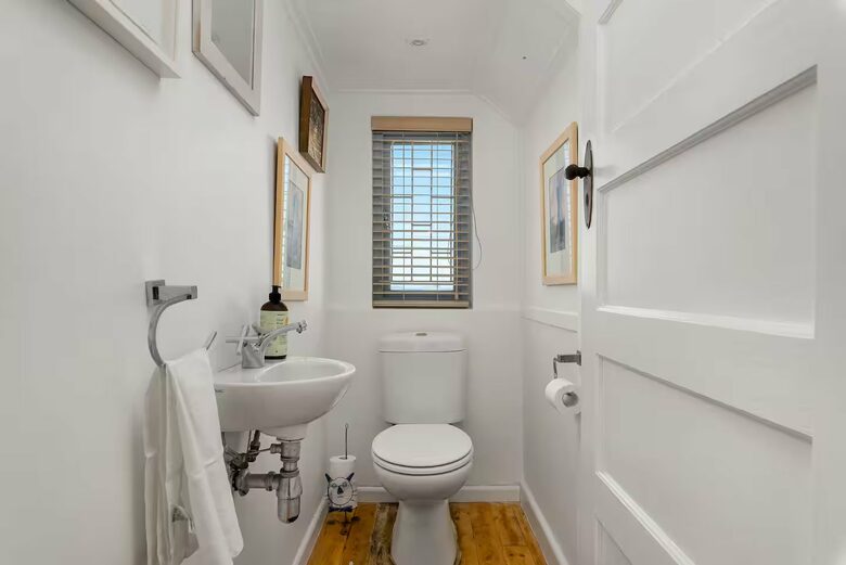 The Rafters: Timeless Charm by the Sea - Muizenberg, South Africa