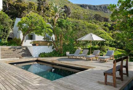 The Rafters: Timeless Charm by the Sea - Muizenberg, South Africa