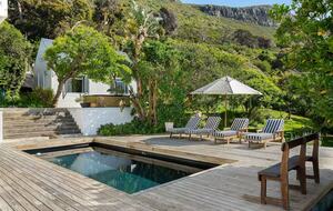 The Rafters: Timeless Charm by the Sea - Muizenberg, South Africa