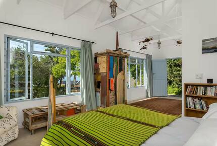 The Rafters: Timeless Charm by the Sea - Muizenberg, South Africa