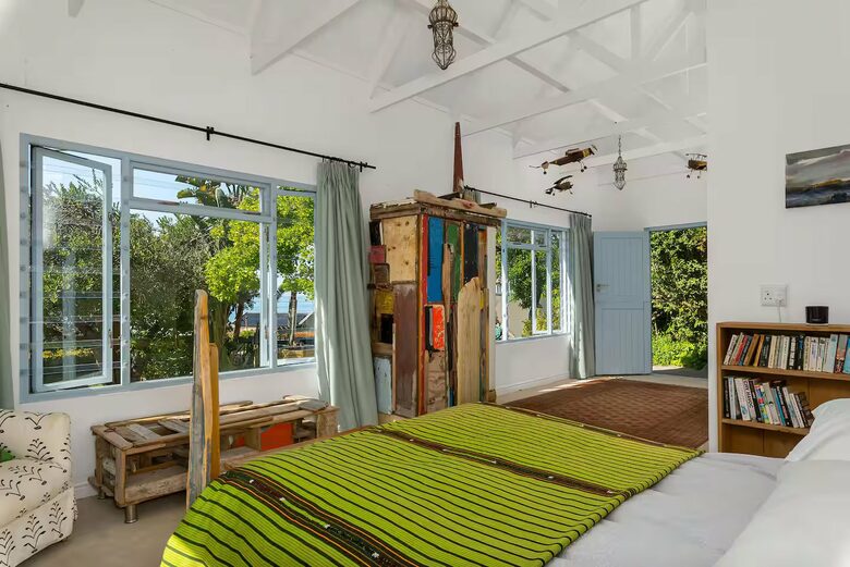 The Rafters: Timeless Charm by the Sea - Muizenberg, South Africa