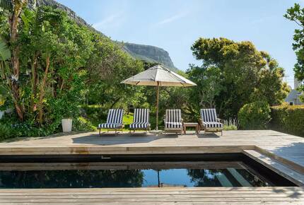 The Rafters: Timeless Charm by the Sea - Muizenberg, South Africa