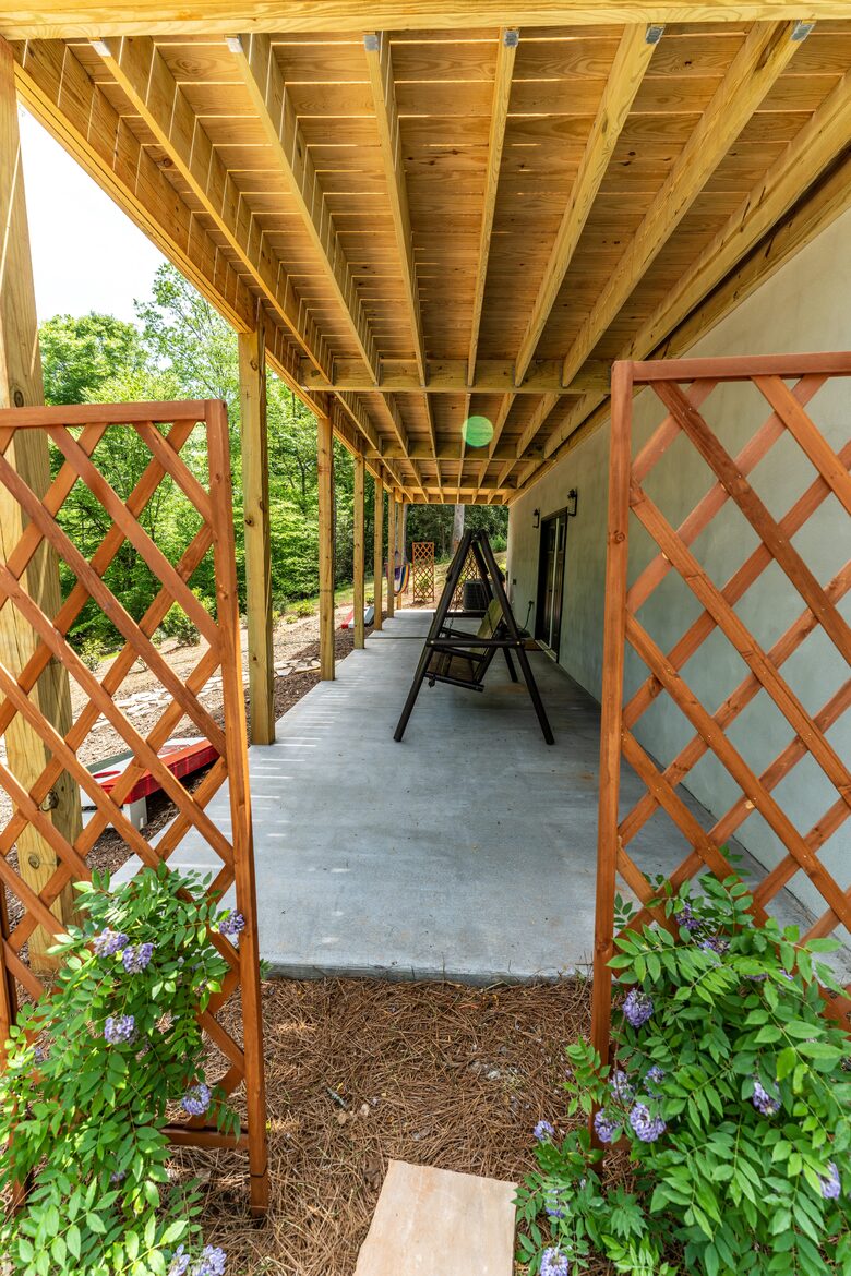 River & Vine House - Thurmond, North Carolina