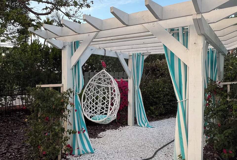 Magazine-Worthy Sanibel Retreat - Sanibel, Florida