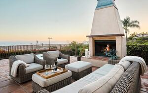 Sparkling views of the Pacific and Channel Islands from this 1920’s Spanish style home - Ventura, California