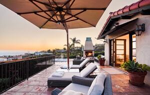 Sparkling views of the Pacific and Channel Islands from this 1920’s Spanish style home - Ventura, California