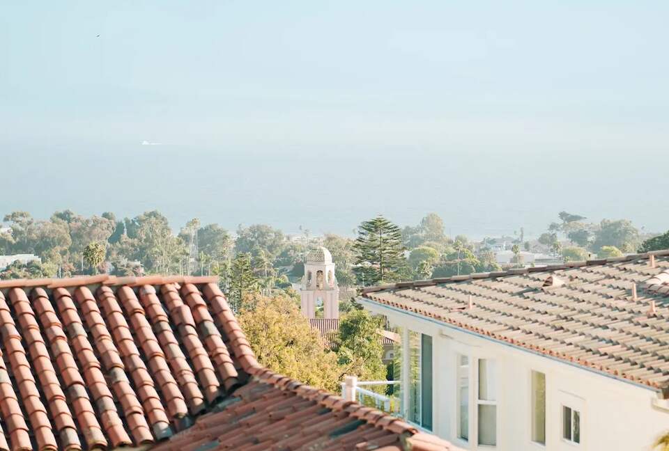 Neighborhood church bells chime on the hour :)