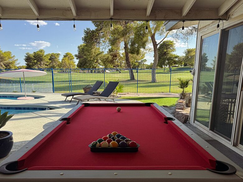 The 19th Hole Retreat - Las Vegas, Nevada