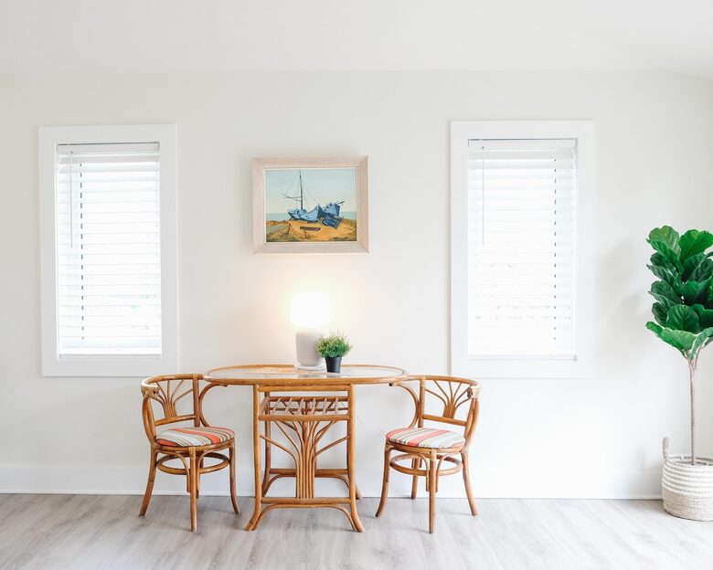 Vintage Charm by the Lake - Fort Erie, Canada