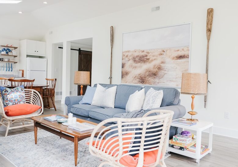 Vintage Charm by the Lake - Fort Erie, Canada