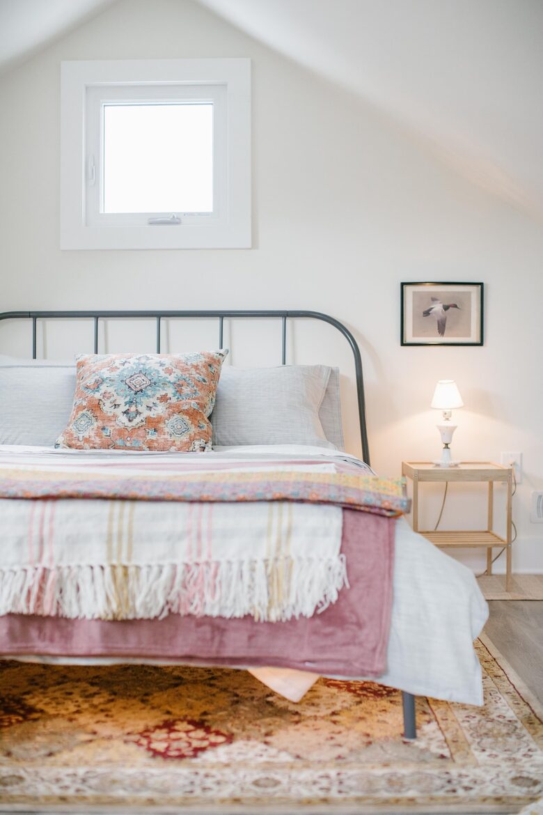 Vintage Charm by the Lake - Fort Erie, Canada