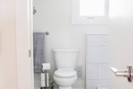 Vintage Charm by the Lake - Fort Erie, Canada