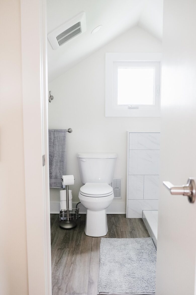 Vintage Charm by the Lake - Fort Erie, Canada