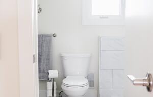 Vintage Charm by the Lake - Fort Erie, Canada