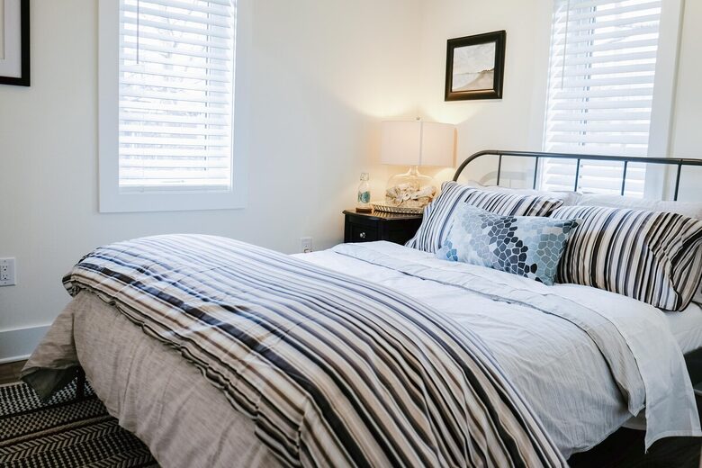 Vintage Charm by the Lake - Fort Erie, Canada