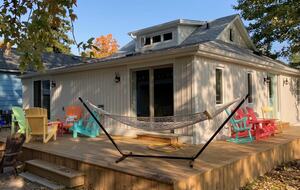 Vintage Charm by the Lake - Fort Erie, Canada