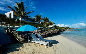 Villa Blue Vista Beachfront Villa - Providenciales, Turks and Caicos Islands