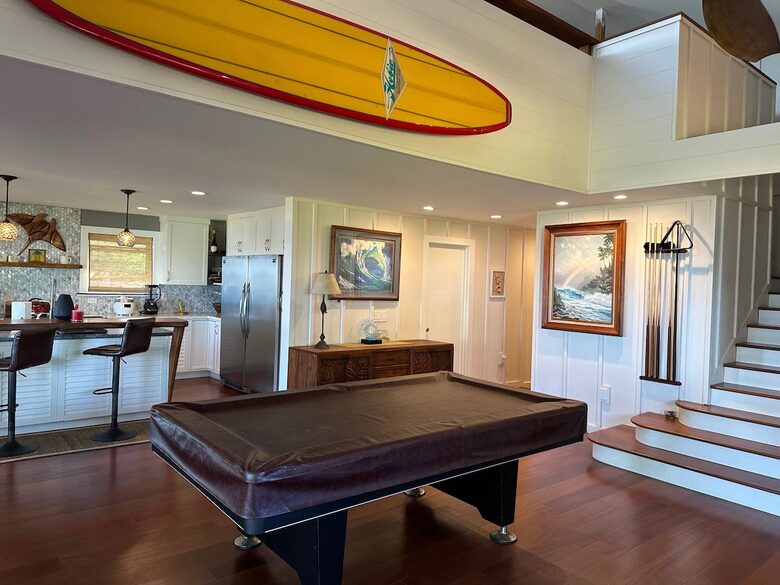 Beachfront North Shore retreat with panoramic ocean views - Haleiwa, Hawaii