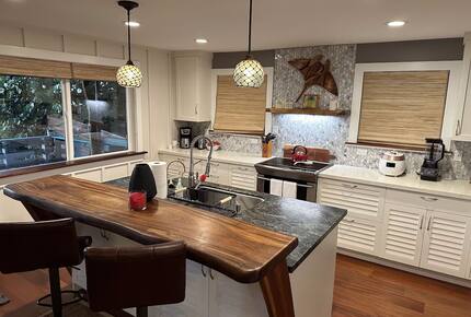 Beachfront North Shore retreat with panoramic ocean views - Haleiwa, Hawaii