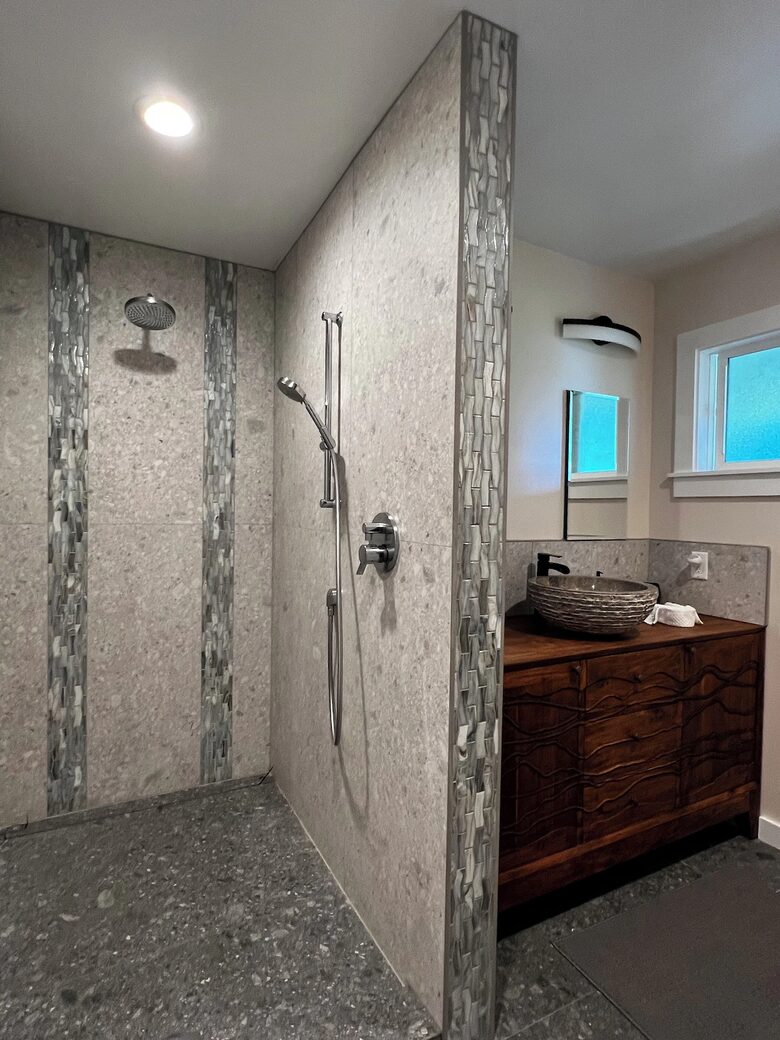 Beachfront North Shore retreat with panoramic ocean views - Haleiwa, Hawaii