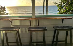 Beachfront North Shore retreat with panoramic ocean views - Haleiwa, Hawaii