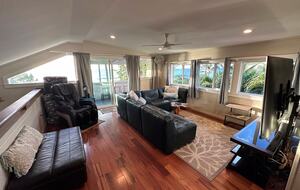 Beachfront North Shore retreat with panoramic ocean views - Haleiwa, Hawaii