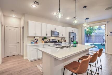 Elegant Retreat Near the Strip - Henderson, Nevada