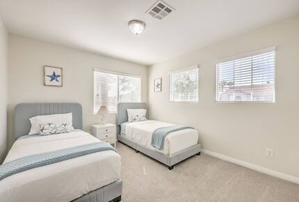 Elegant Retreat Near the Strip - Henderson, Nevada