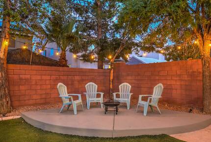 Elegant Retreat Near the Strip - Henderson, Nevada