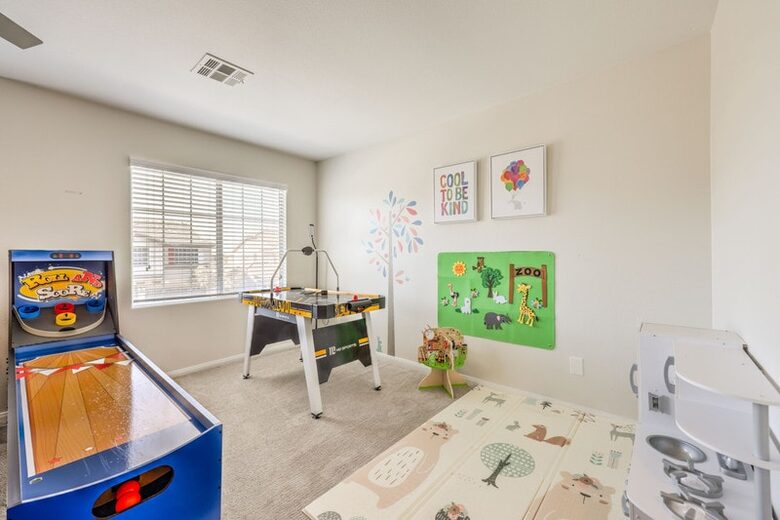 Elegant Retreat Near the Strip - Henderson, Nevada