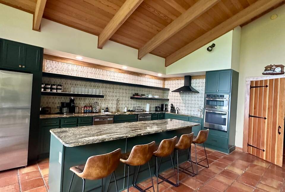 Luxury Mountain Getaway on 220 Acres with Trails & Private Pond - Independence, Virginia