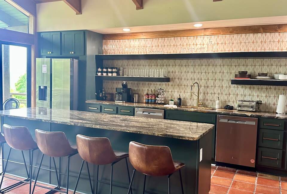 Luxury Mountain Getaway on 220 Acres with Trails & Private Pond - Independence, Virginia