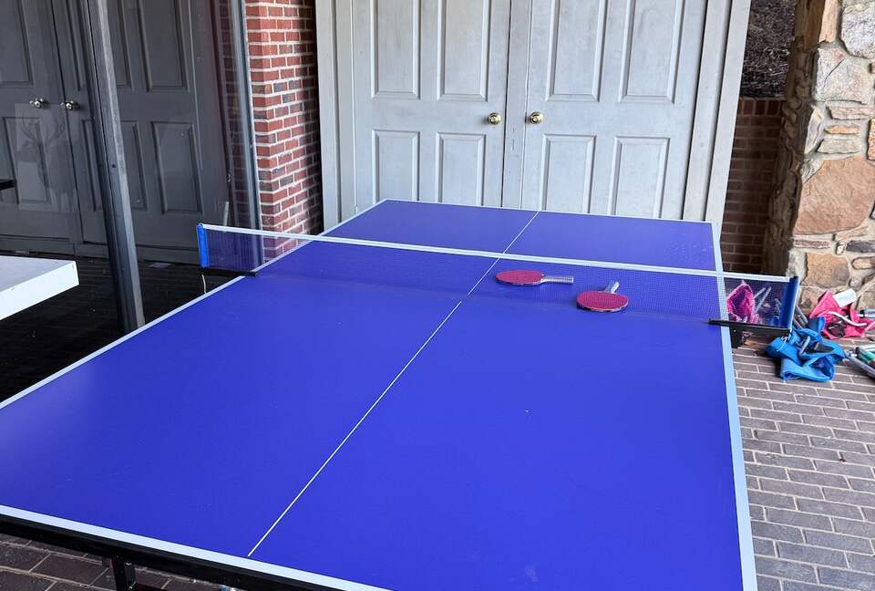 Luxury Mountain Getaway on 220 Acres with Trails & Private Pond - Independence, Virginia