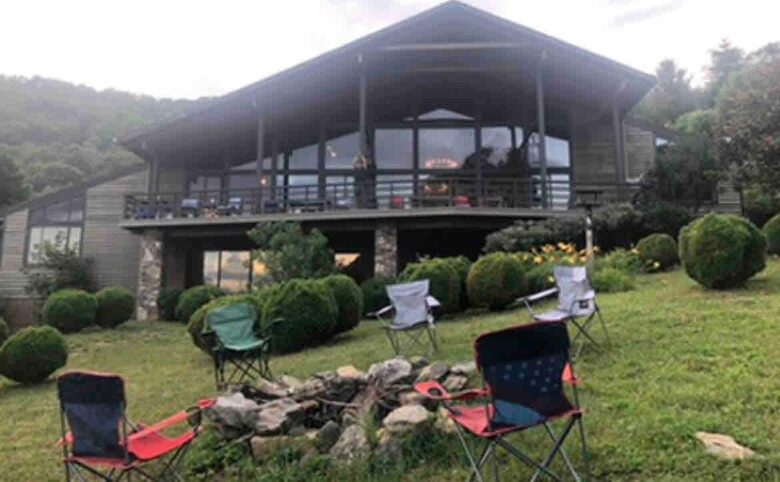 Luxury Mountain Getaway on 220 Acres with Trails & Private Pond - Independence, Virginia