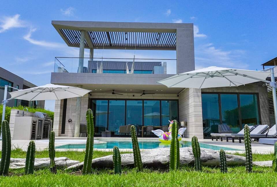 Baru Oceanfront Elegance - Cartagena, Colombia