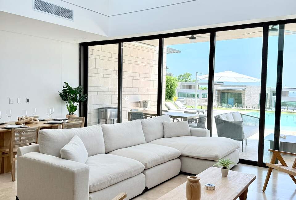 Baru Oceanfront Elegance - Cartagena, Colombia