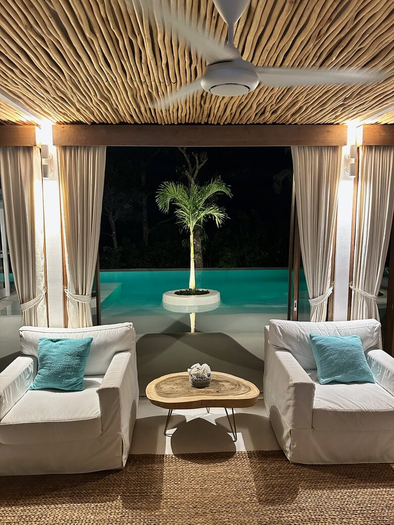 Elegant Uluwatu Escape Near Nyang Nyang Beach - "THE LAGOON " - Bali, Indonesia