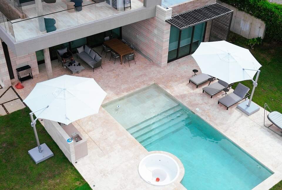 Baru Oceanfront Elegance - Cartagena, Colombia