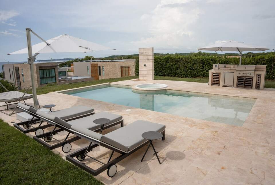 Baru Oceanfront Elegance - Cartagena, Colombia