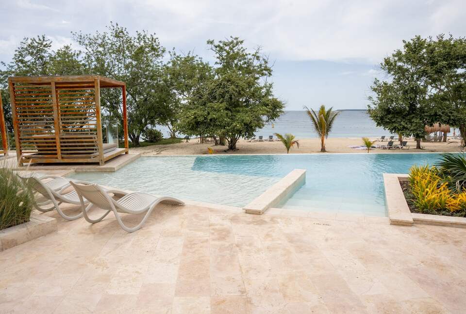 Baru Oceanfront Elegance - Cartagena, Colombia