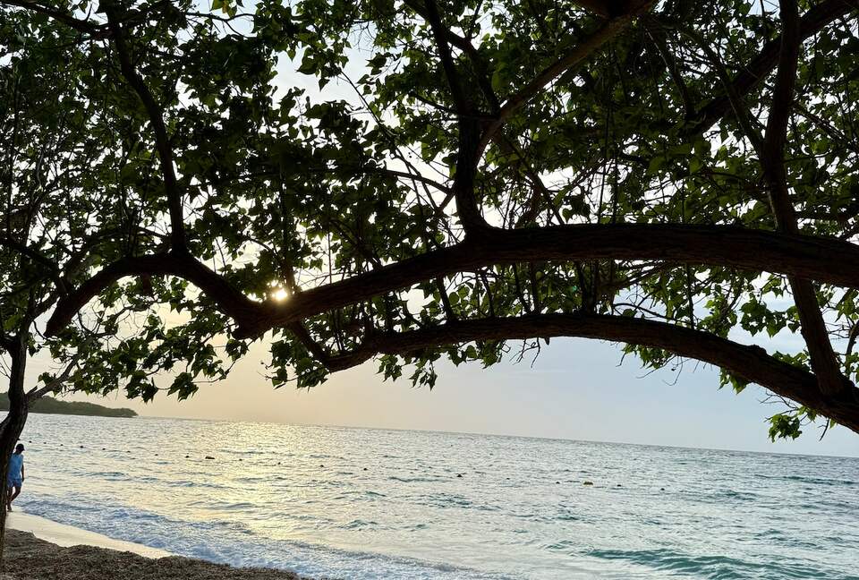 Baru Oceanfront Elegance - Cartagena, Colombia