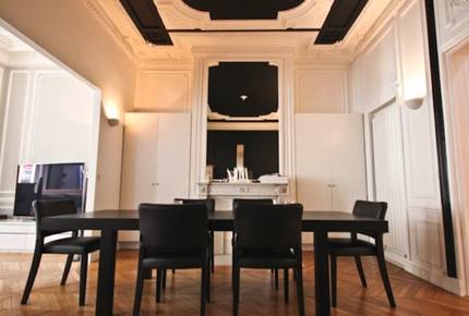 Perfect Parisian Apartment - Paris, France