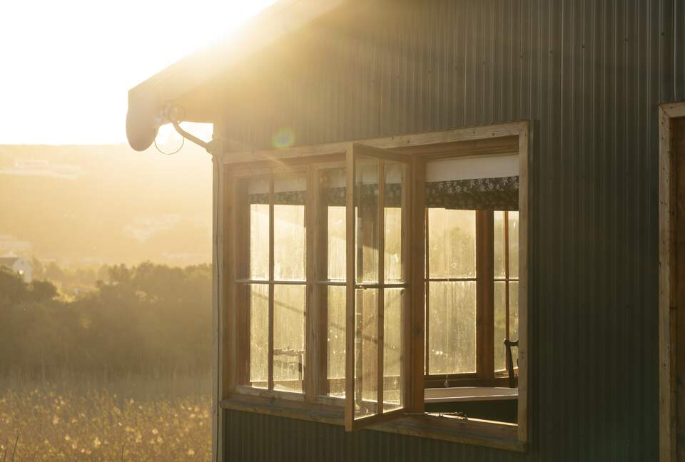 Elegant Coastal Retreat with Fynbos Hills Views - Plettenberg Bay, South Africa