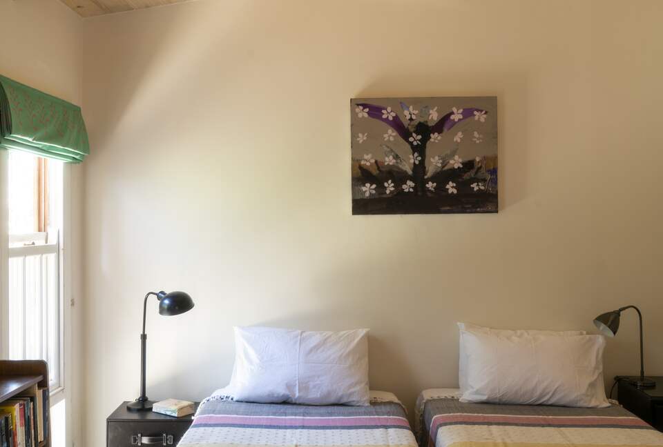 Elegant Coastal Retreat with Fynbos Hills Views - Plettenberg Bay, South Africa