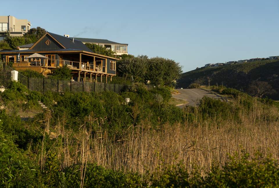 Elegant Coastal Retreat with Fynbos Hills Views - Plettenberg Bay, South Africa
