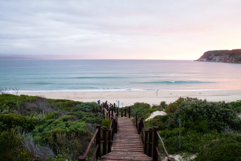 Elegant Coastal Retreat with Fynbos Hills Views - Plettenberg Bay, South Africa