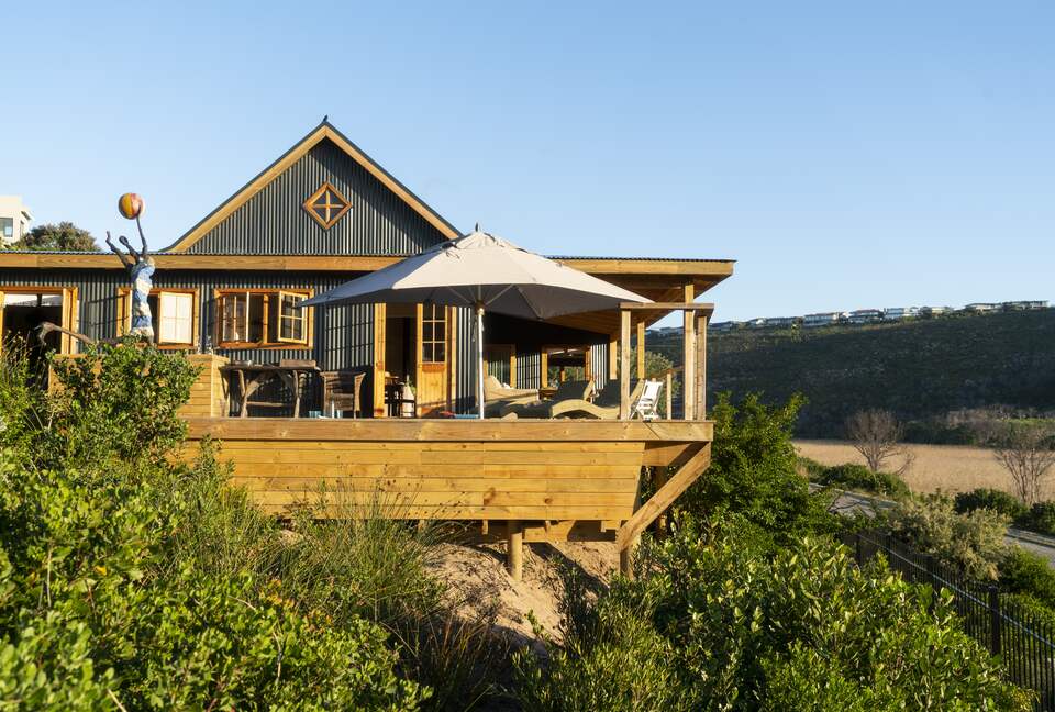 Elegant Coastal Retreat with Fynbos Hills Views - Plettenberg Bay, South Africa