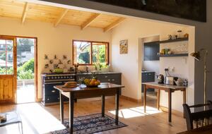 Elegant Coastal Retreat with Fynbos Hills Views - Plettenberg Bay, South Africa